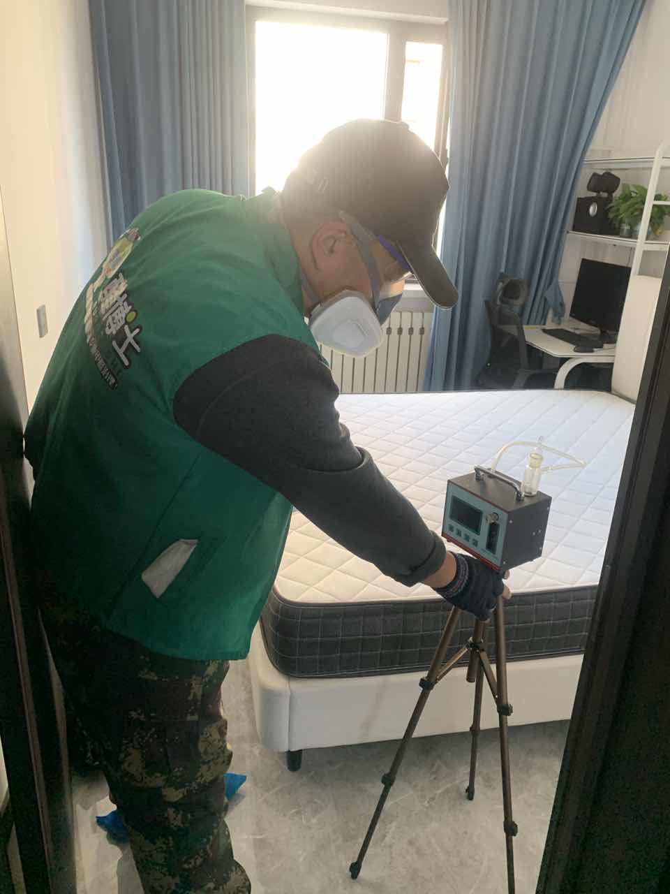 兴海醛博士百和国际小区测甲醛 甲醛检测现场